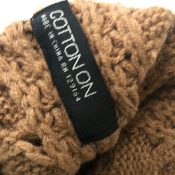 WOMENS BEANIE - Picture 2 of 3